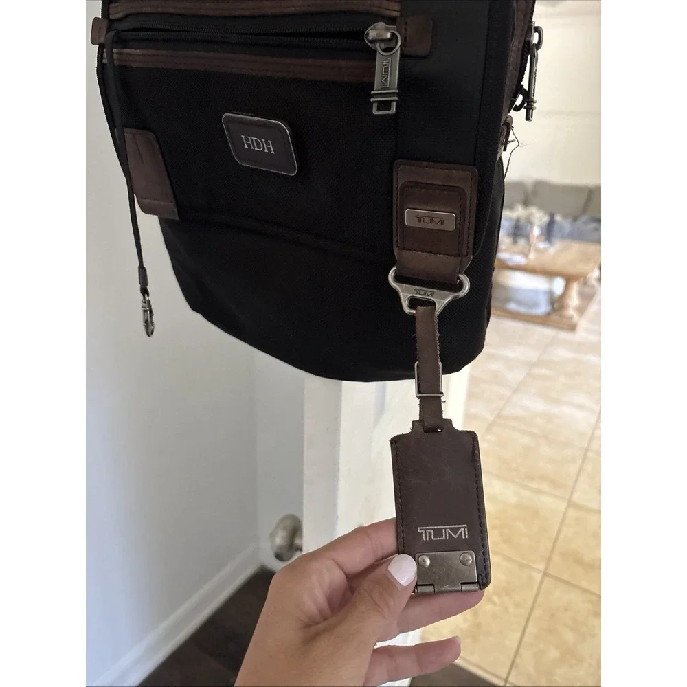 TUMI Alpha Bravo Annapolis Zip Flap Crossbody Messenger Bag Nylon/Leather Trim